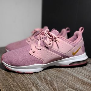 Nike AIR BELLA TR AMP Size 10 Women's